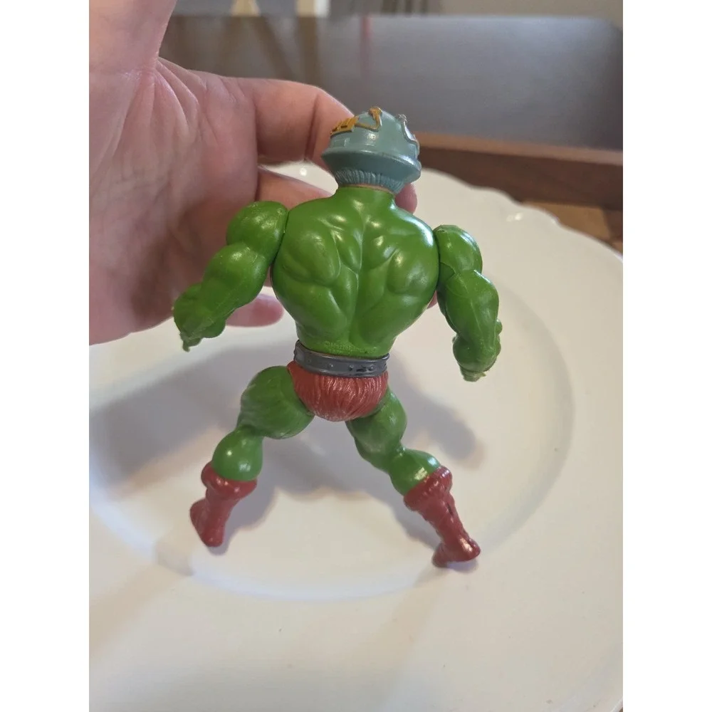 vintage 1981 Man-At-Arms action figure from the Masters of the Universe l